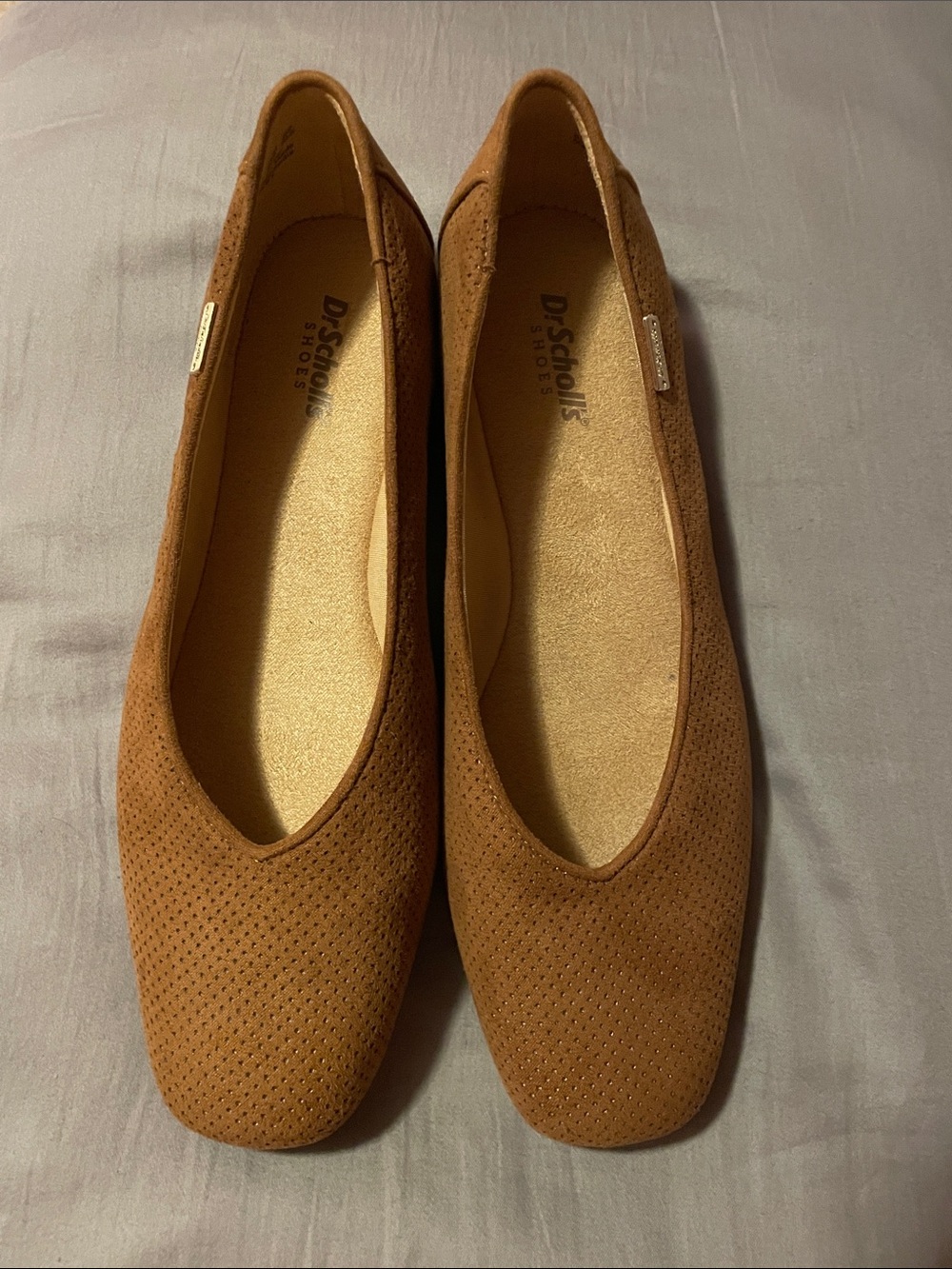 NWOB Dr. Scholl's Violet “Camelot” Brown Perforated Suede Ballet Flats Size 8M